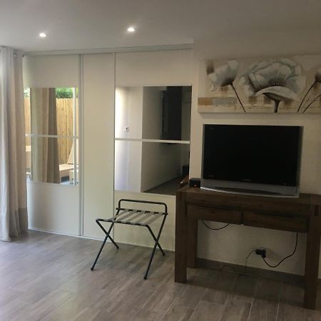Apartamento Loft Ravissant Avec Piscine Cagnes-sur-Mer Exterior foto