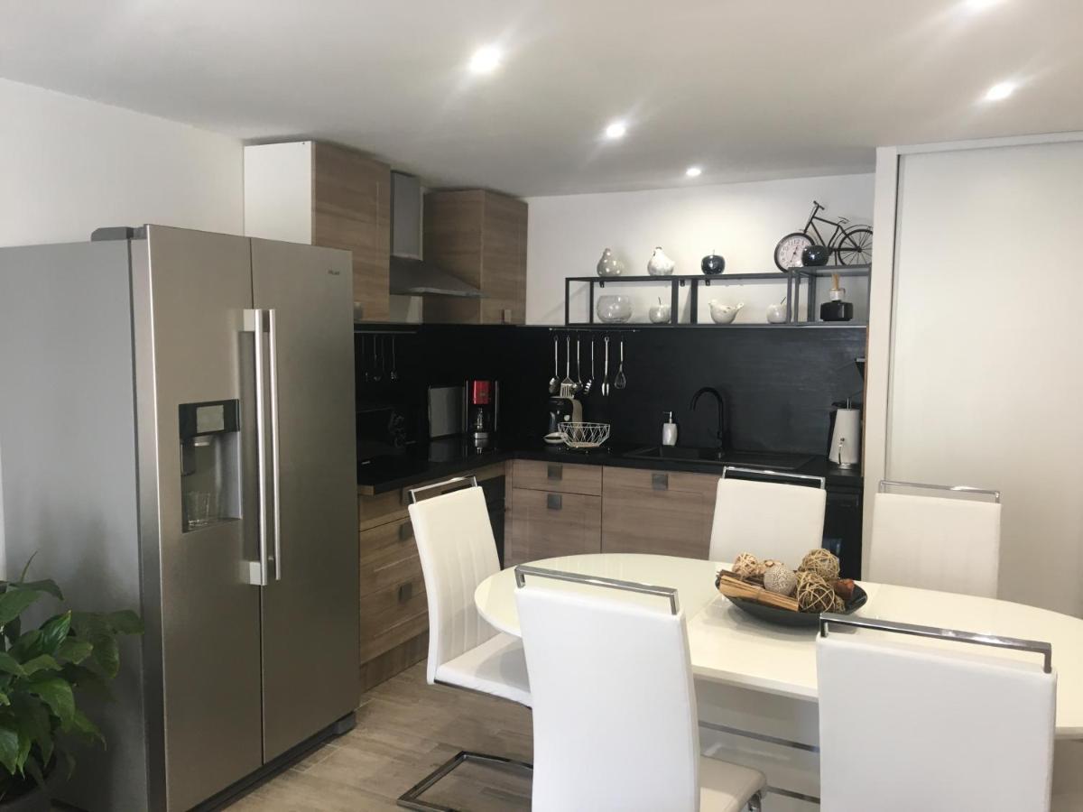 Apartamento Loft Ravissant Avec Piscine Cagnes-sur-Mer Exterior foto