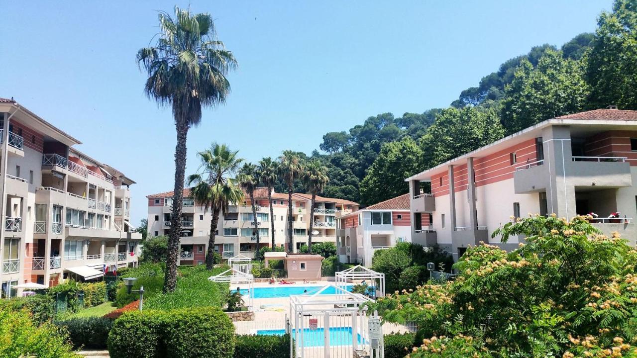 Apartamento Loft Ravissant Avec Piscine Cagnes-sur-Mer Exterior foto
