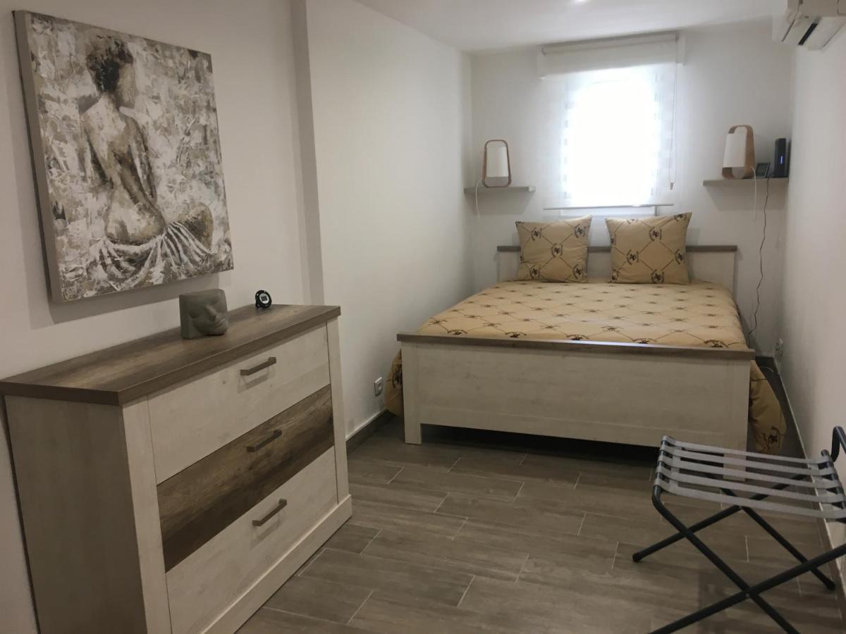 Apartamento Loft Ravissant Avec Piscine Cagnes-sur-Mer Exterior foto